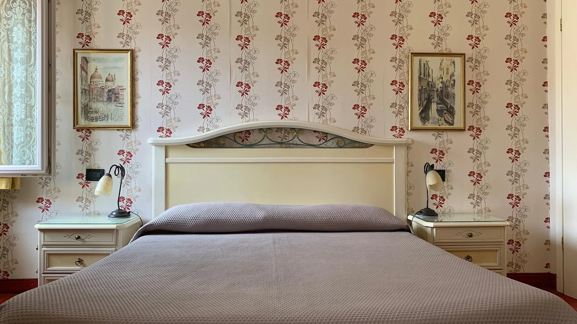 ** Bed & Breakfast Al Campaniel Bed And Breakfast Venice Italy