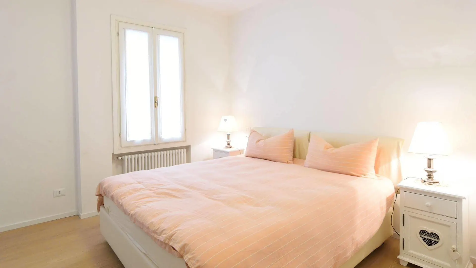Al Campaniel Bed And Breakfast Venice Italy